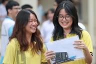 Gợi ý đáp án môn văn tốt nghiệp THPT 2025 theo chương trình cũ