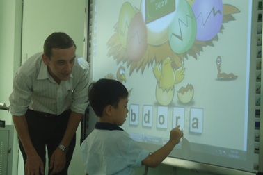 Khi học sinh được vui học tiếng Anh