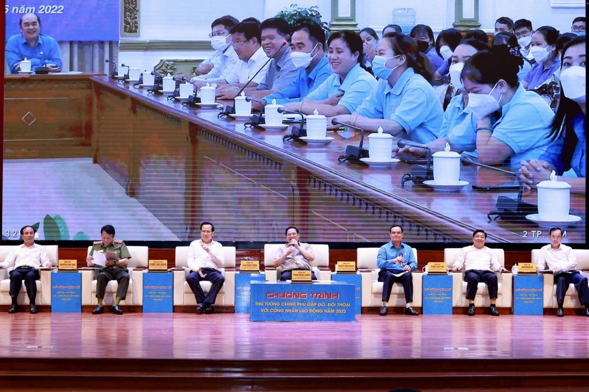 Tâm tư, nguyện vọng chính đáng của người lao động cần được giải quyết - 2 Tâm tư, nguyện vọng chính đáng của người lao động cần được giải quyết - 2