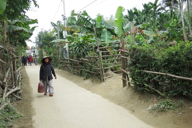 Làng du lịch cộng đồng thi làm “hàng rào xanh”