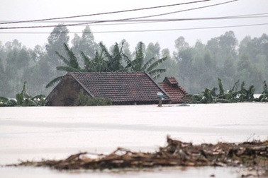 Nghệ An: Hoàn lưu bão làm 3 người chết, 2 người mất tích