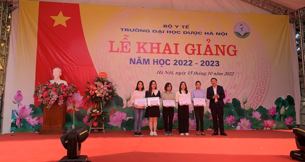 Nam Dược định hướng thành Nơi nhân viên hạnh phúc, khách hàng hài lòng - 2 Nam Dược định hướng thành Nơi nhân viên hạnh phúc, khách hàng hài lòng - 2
