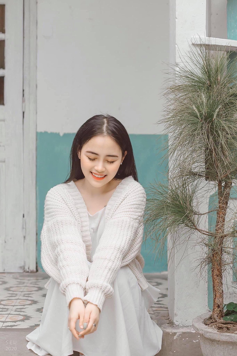 Nàng thơ trường Ngoại ngữ đốn tim dân mạng với nét đẹp ngọt ngào - 9 Nàng thơ trường Ngoại ngữ đốn tim dân mạng với nét đẹp ngọt ngào - 9