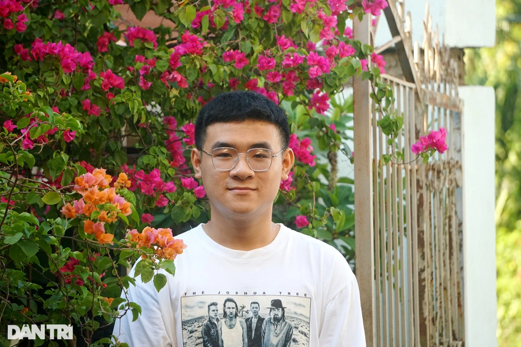 Á khoa khối B toàn quốc thích nghe nhạc khi học bài, không thức khuya - 1 Á khoa khối B toàn quốc thích nghe nhạc khi học bài, không thức khuya - 1