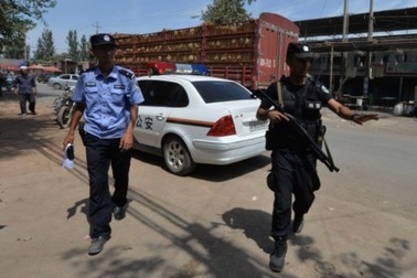 Trung Quốc: 3 vụ nổ bom liên tiếp tại Tân Cương, 3 người chết