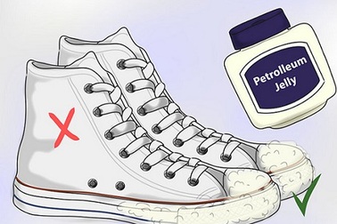 Mẹo làm sạch giày trắng mà không cần đến thuốc tẩy