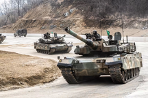 Vũ khí Hàn Quốc hút khách ở châu Âu