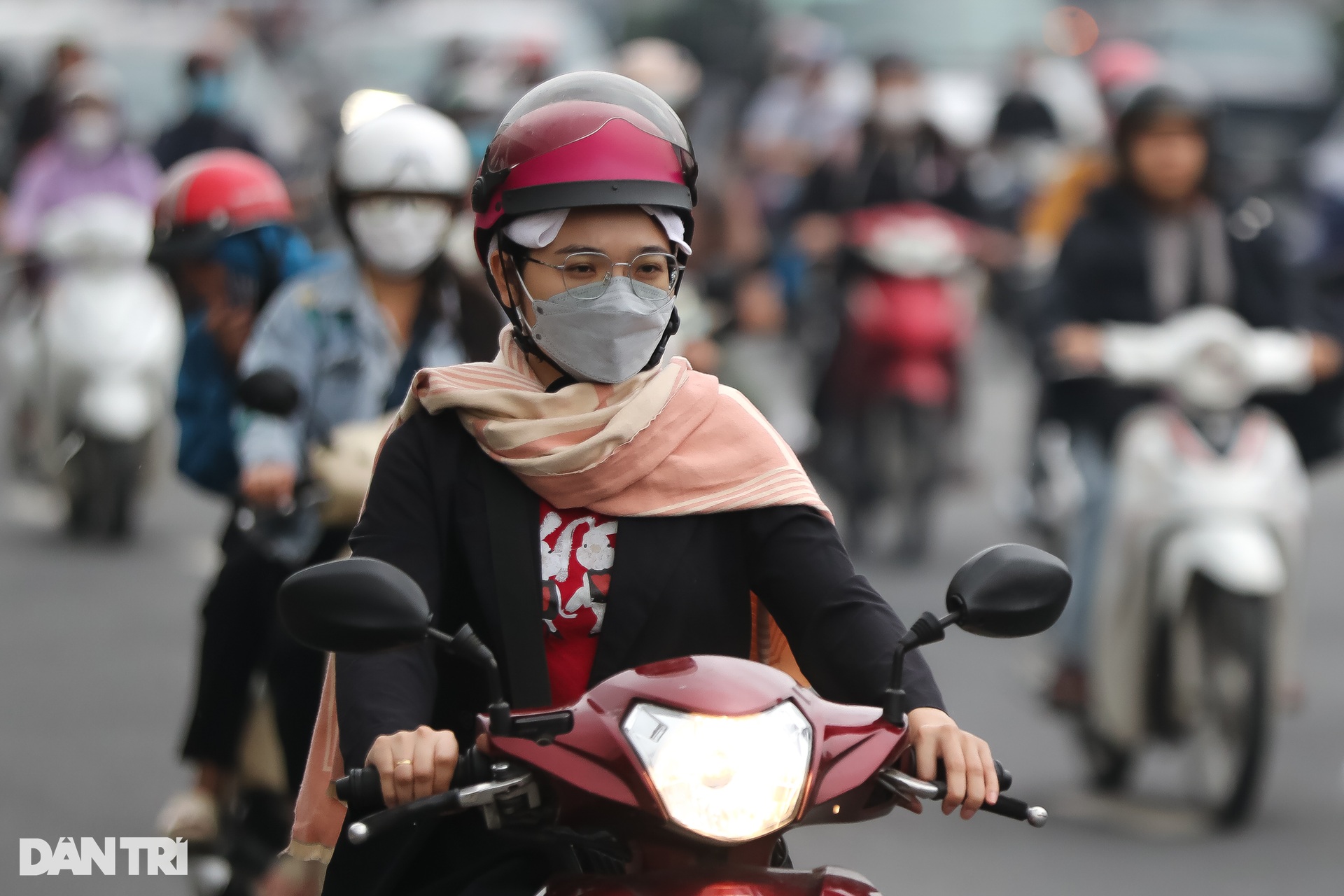 TPHCM chìm trong sương mù, ô nhiễm không khí ở mức báo động - 5 TPHCM chìm trong sương mù, ô nhiễm không khí ở mức báo động - 5