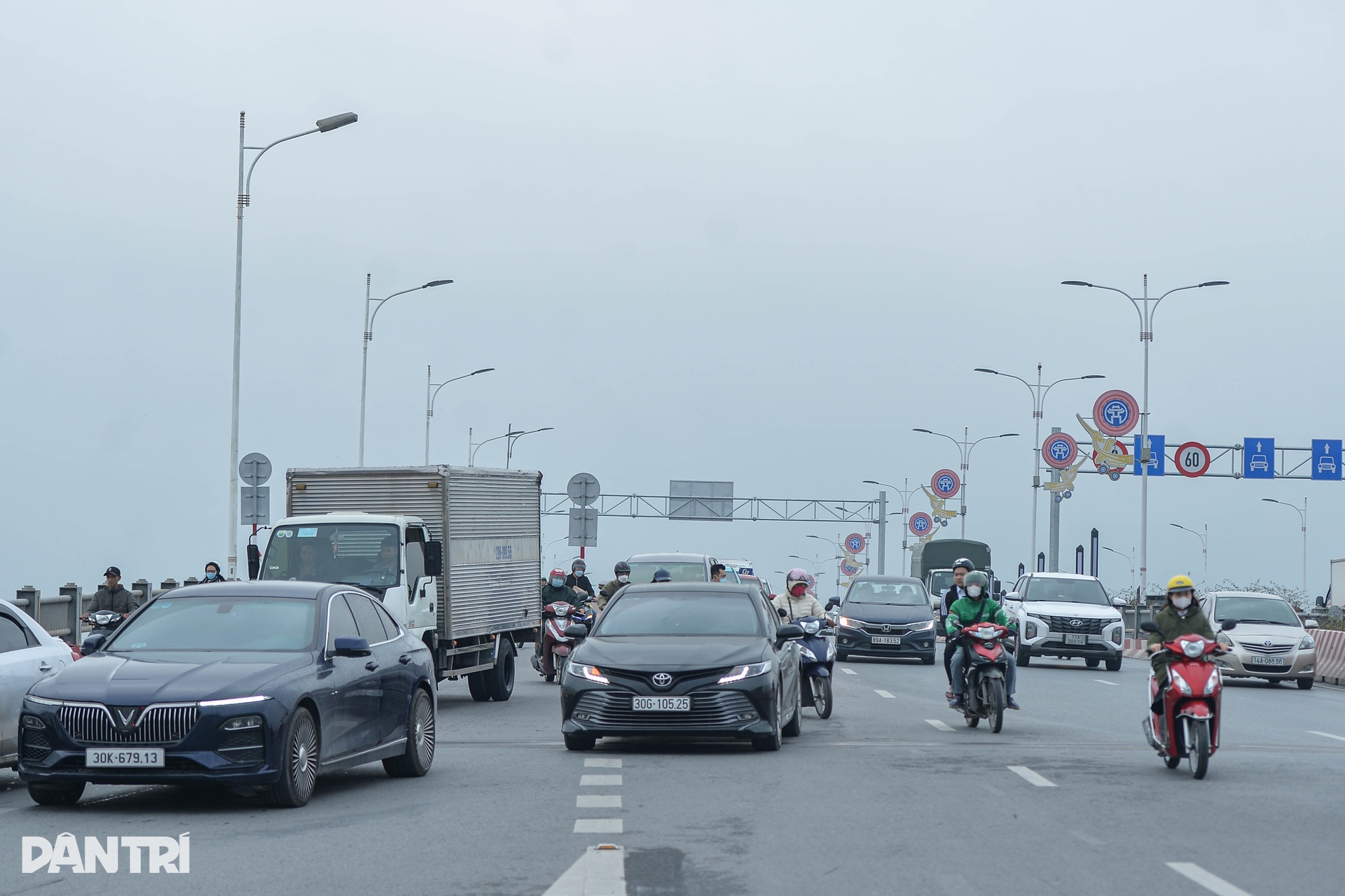 Đường phố Hà Nội thông thoáng trong ngày 26 Tết - 4 Đường phố Hà Nội thông thoáng trong ngày 26 Tết - 4