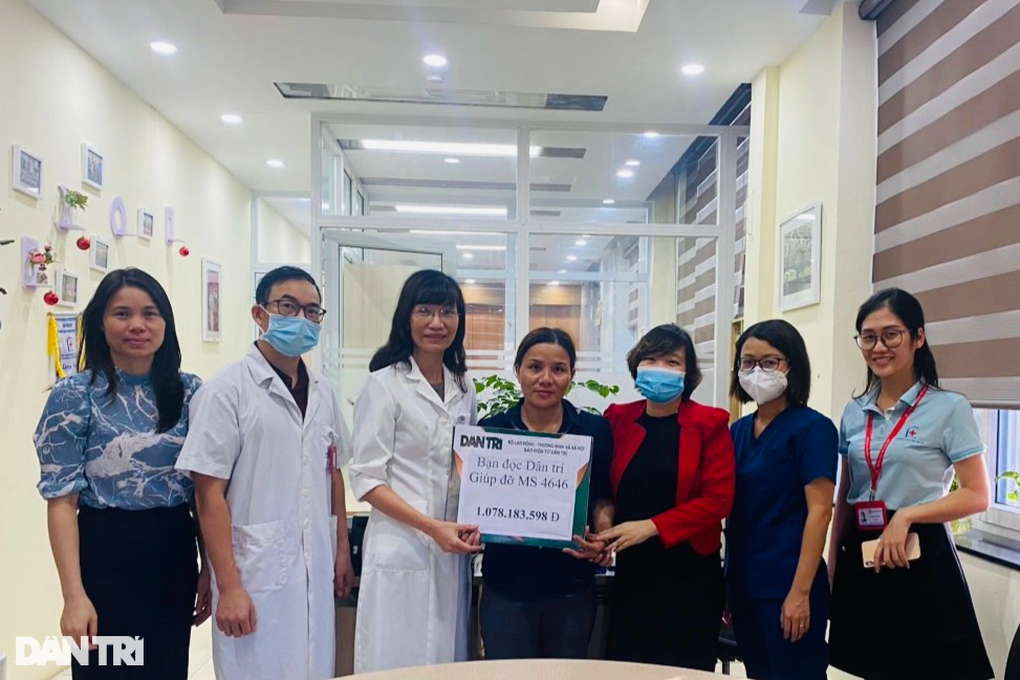 Thiếu nữ mắc bệnh hiếm gặp được bạn đọc hỗ trợ hơn 1 tỉ đồng - 1