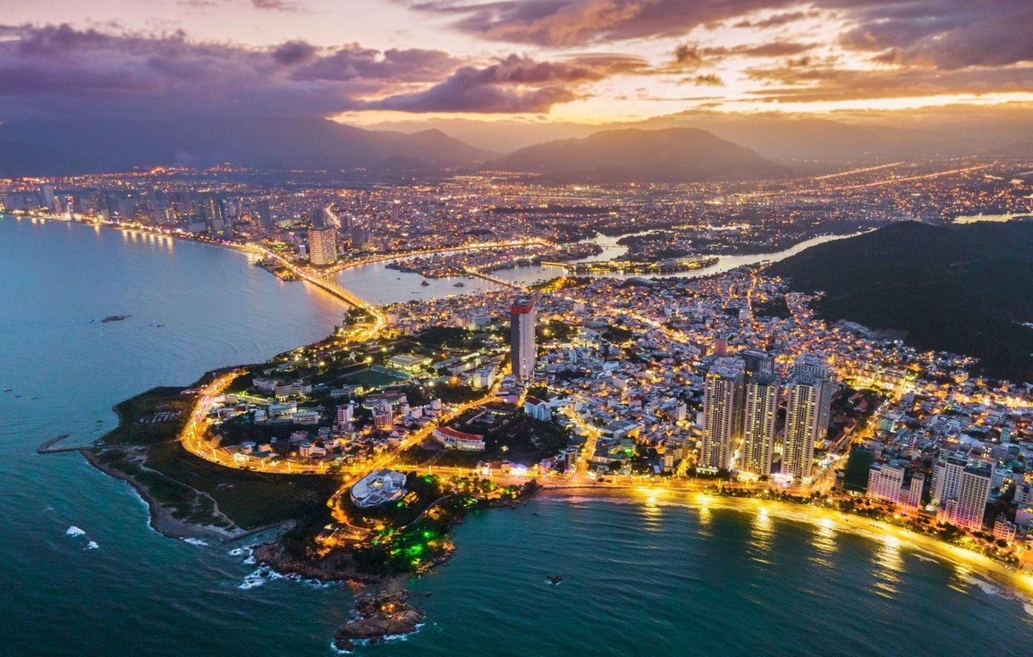 Bất động sản ven biển tăng nhiệt, Vịnh ngọc Nha Trang hút vốn đầu tư - 1 Bất động sản ven biển tăng nhiệt, Vịnh ngọc Nha Trang hút vốn đầu tư - 1