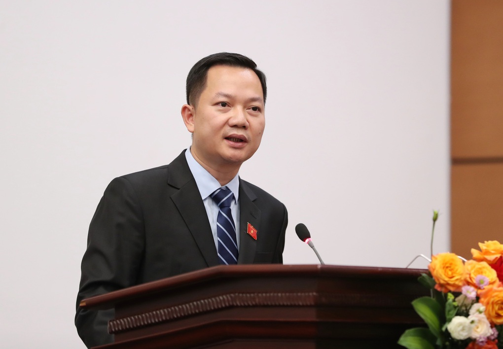 Không phát sinh thủ tục, chi phí trong việc bổ sung nơi sinh vào hộ chiếu - 1 Không phát sinh thủ tục, chi phí trong việc bổ sung nơi sinh vào hộ chiếu - 1