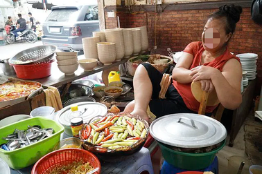 Bỏ lệ phí môn bài trong năm đầu kinh doanh nên hay không?