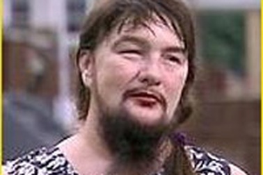 Người phụ nữ có bộ râu dài nhất thế giới