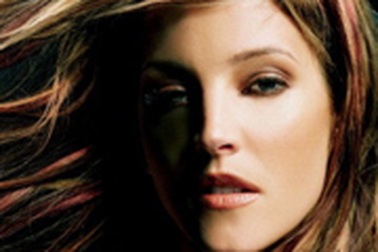 Lisa Marie Presley mang thai lần ba