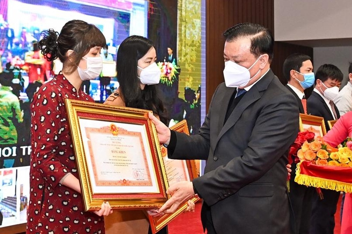 Bí thư Hà Nội: Đầu tư cho y tế là đầu tư cho sức khỏe, cho nhân dân - 1 Bí thư Hà Nội: Đầu tư cho y tế là đầu tư cho sức khỏe, cho nhân dân - 1