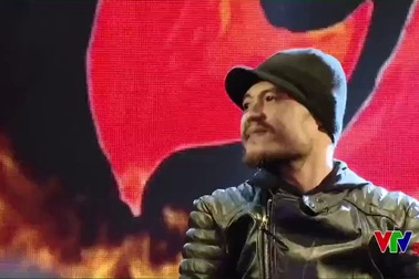 Nghẹn ngào xem lại hình ảnh cuối cùng của Trần Lập trên sân khấu