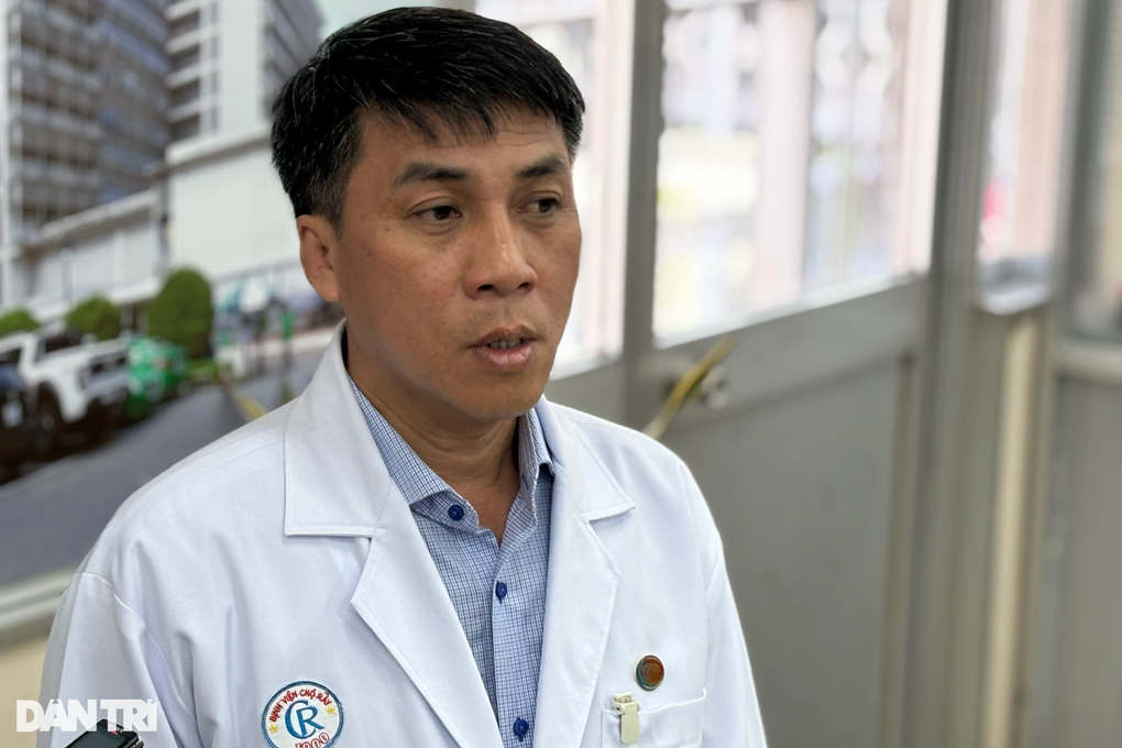 PGĐ Bệnh viện Chợ Rẫy: Gọi thầu người ta không nhận thì mình làm được gì - 1 PGĐ Bệnh viện Chợ Rẫy: Gọi thầu người ta không nhận thì mình làm được gì - 1