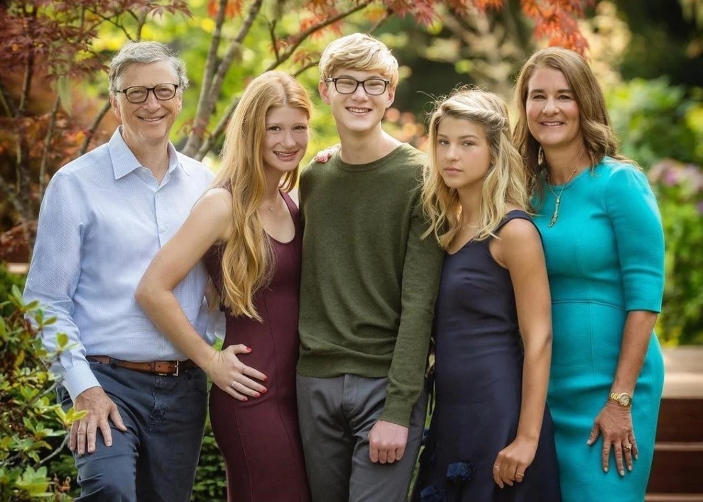 5 tháng sau khi tỷ phú Bill Gates ly hôn, con gái lớn đi lấy chồng - 4 5 tháng sau khi tỷ phú Bill Gates ly hôn, con gái lớn đi lấy chồng - 4
