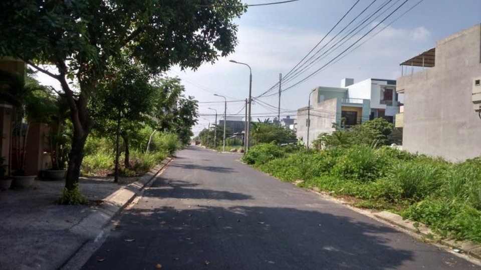 Ôm bao tải tiền vào Đà Nẵng đánh lớn, ai ngờ sụt hố gánh nợ - 2 Ôm bao tải tiền vào Đà Nẵng đánh lớn, ai ngờ sụt hố gánh nợ - 2