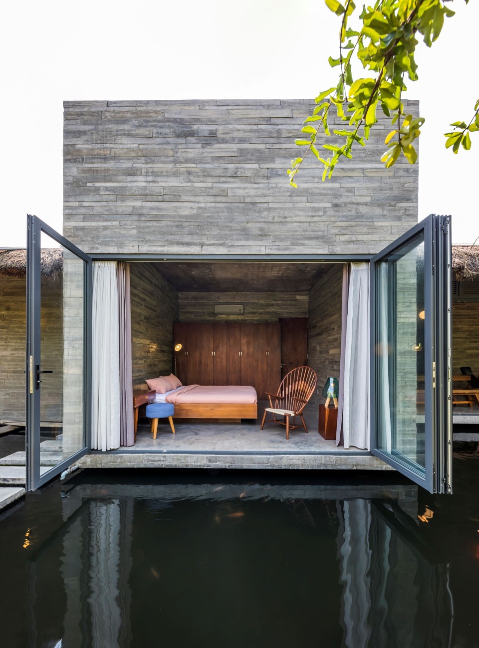 Nhà vườn có hồ cá Koi đẳng cấp ở ngoại thành của vị doanh nhân Sài Gòn - 11 Nhà vườn có hồ cá Koi đẳng cấp ở ngoại thành của vị doanh nhân Sài Gòn - 11