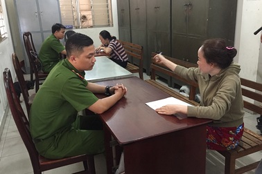 "Cơ sở giữ trẻ hành hạ bé dã man" hoạt động không phép