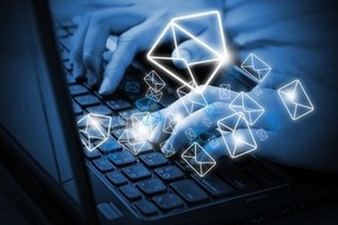 Vợ xâm nhập tài khoản email của chồng và phát hiện sự thật động trời
