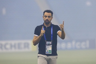 Huyền thoại Xavi báo tin vui sau khi nhiễm Covid-19