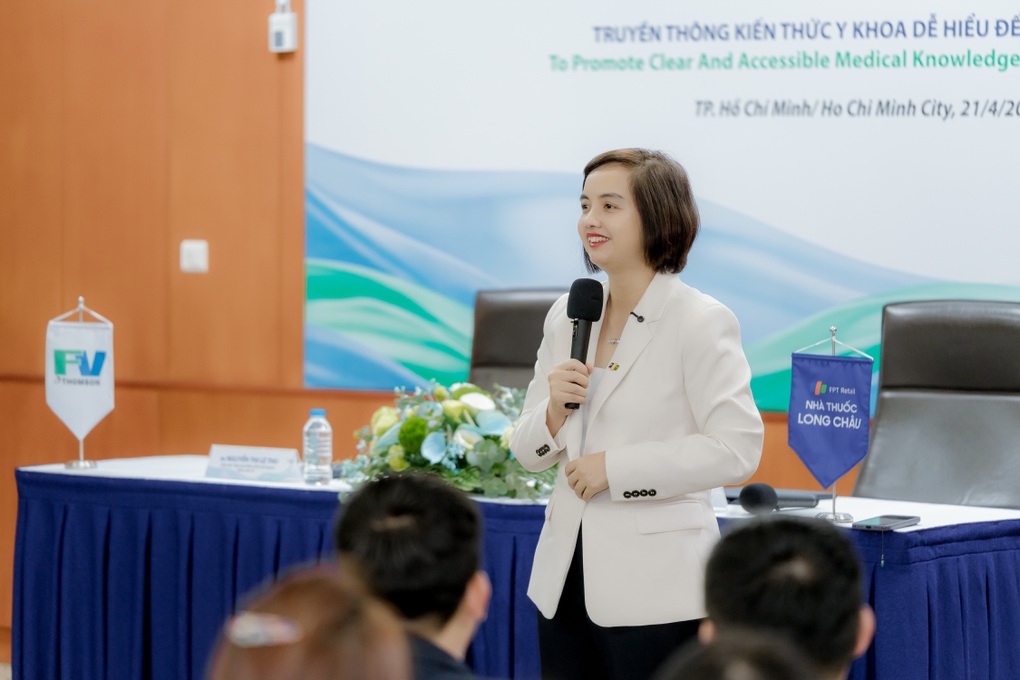 Long Châu hợp tác Bệnh viện FV đưa kiến thức y khoa dễ hiểu đến gần hơn với cộng đồng - 3