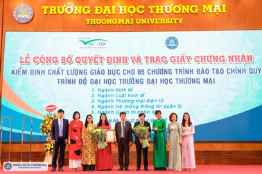 5 chương trình đào tạo của ĐH Thương Mại nhận giấy chứng nhận kiểm định