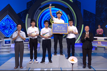 Nam sinh Hà Nội giành tấm vé đầu tiên vào chung kết Đường lên đỉnh Olympia