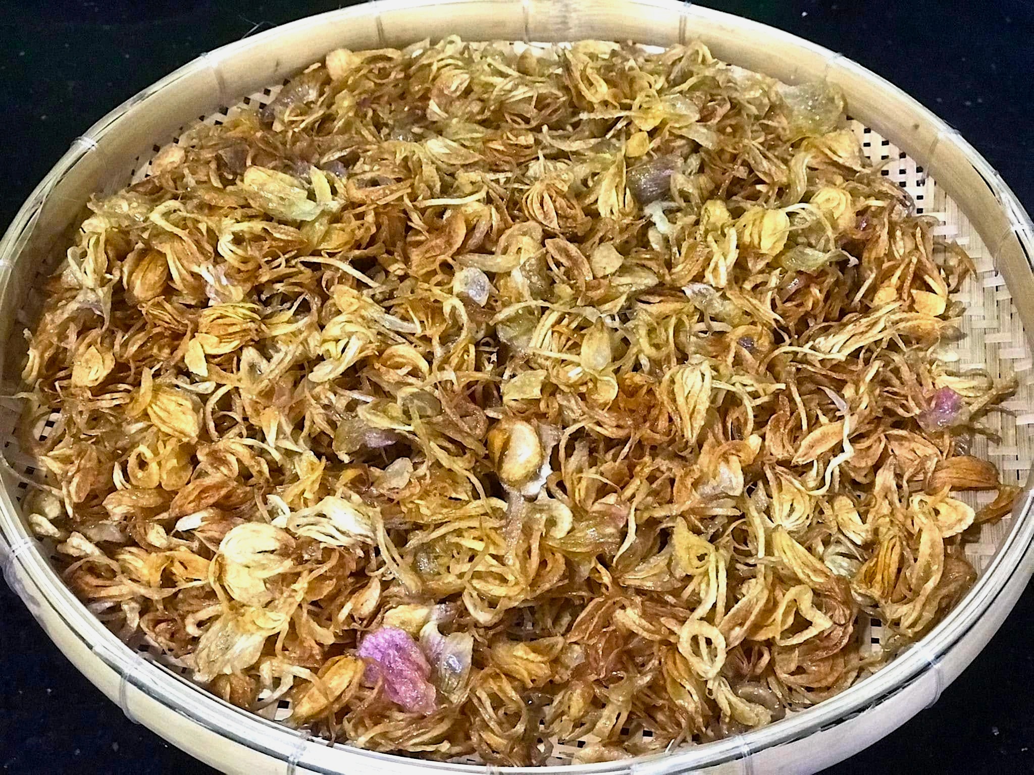 Làm hành phi giòn rụm, để lâu vẫn ngon - 6 Làm hành phi giòn rụm, để lâu vẫn ngon - 6