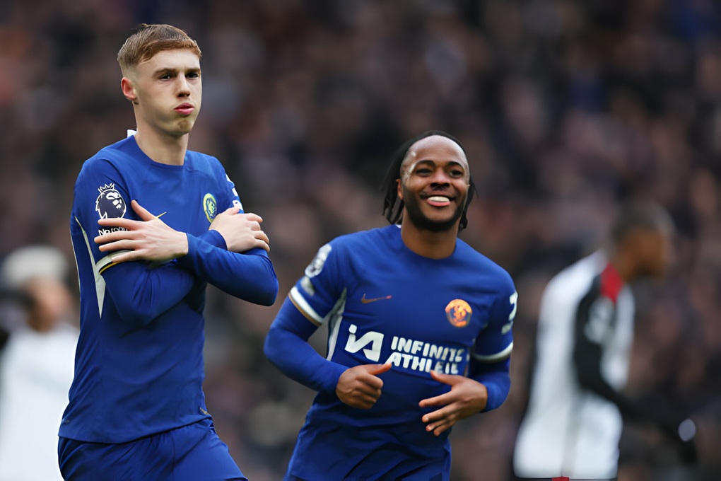 Chelsea chiếm vị trí của Man Utd sau chiến thắng đầy tranh cãi - 1 Chelsea chiếm vị trí của Man Utd sau chiến thắng đầy tranh cãi - 1