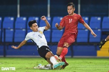 Nhà báo châu Á ngạc nhiên về lối chơi của U22 Việt Nam