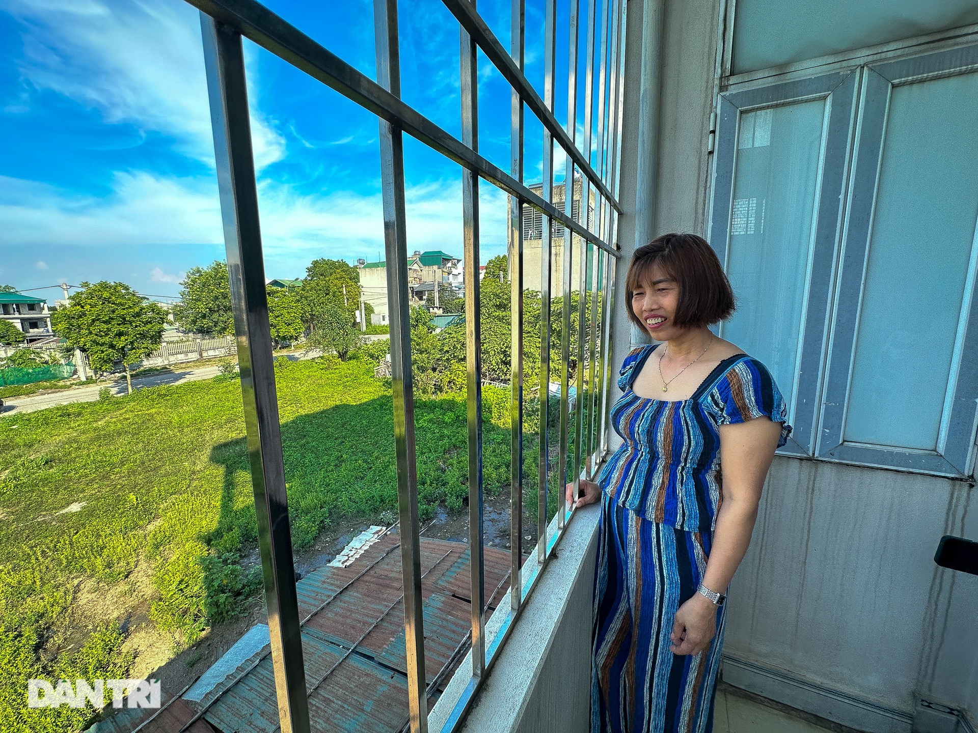 Ở nơi Hà Nội dự kiến xây thành phố mới: Tối ngủ nhà lầu, ngày làm thợ xây - 5 Ở nơi Hà Nội dự kiến xây thành phố mới: Tối ngủ nhà lầu, ngày làm thợ xây - 5