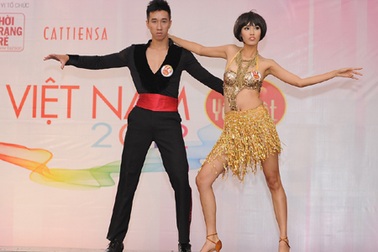 Thí sinh Siêu mẫu Việt Nam nhảy Dancesport