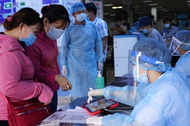 Vượt mốc 100 ca Covid-19, Long An giãn cách xã hội nhiều "điểm nóng"