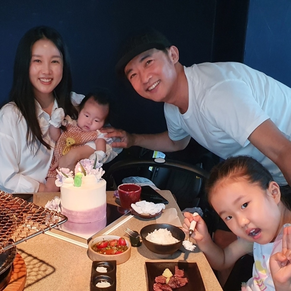 Ahn Jae Wook: Mỹ nam đình đám một thời sống kín tiếng ở tuổi 50 - 9 Ahn Jae Wook: Mỹ nam đình đám một thời sống kín tiếng ở tuổi 50 - 9