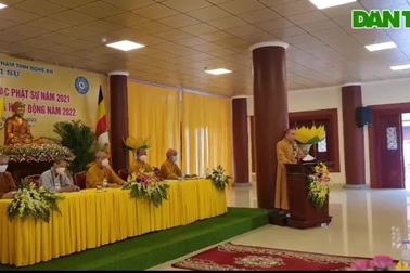 Giáo hội Phật giáo Việt Nam ủng hộ 180 triệu đồng xây dựng cầu Dân trí