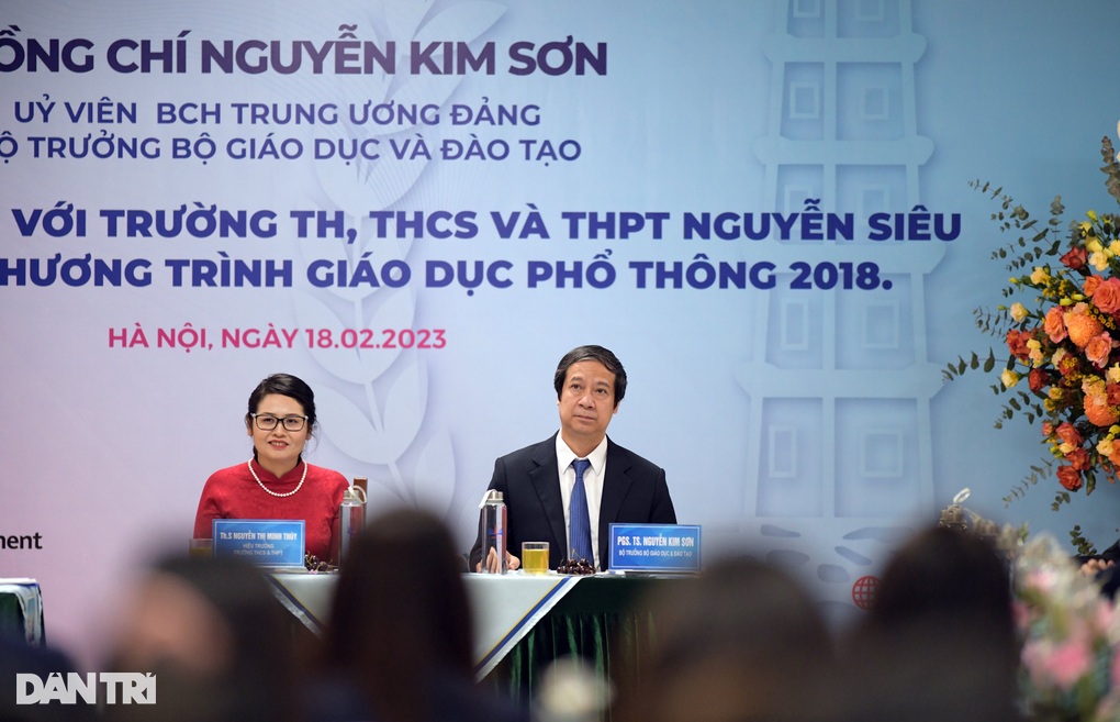Thứ trưởng Bộ GDĐT: Lịch sử là môn thi tốt nghiệp bắt buộc vào năm 2025 - 4 Thứ trưởng Bộ GDĐT: Lịch sử là môn thi tốt nghiệp bắt buộc vào năm 2025 - 4