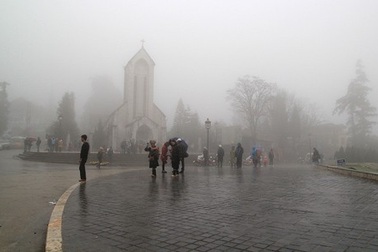 Sa Pa lạnh 3,4 độ C nhưng chưa xuất hiện băng tuyết