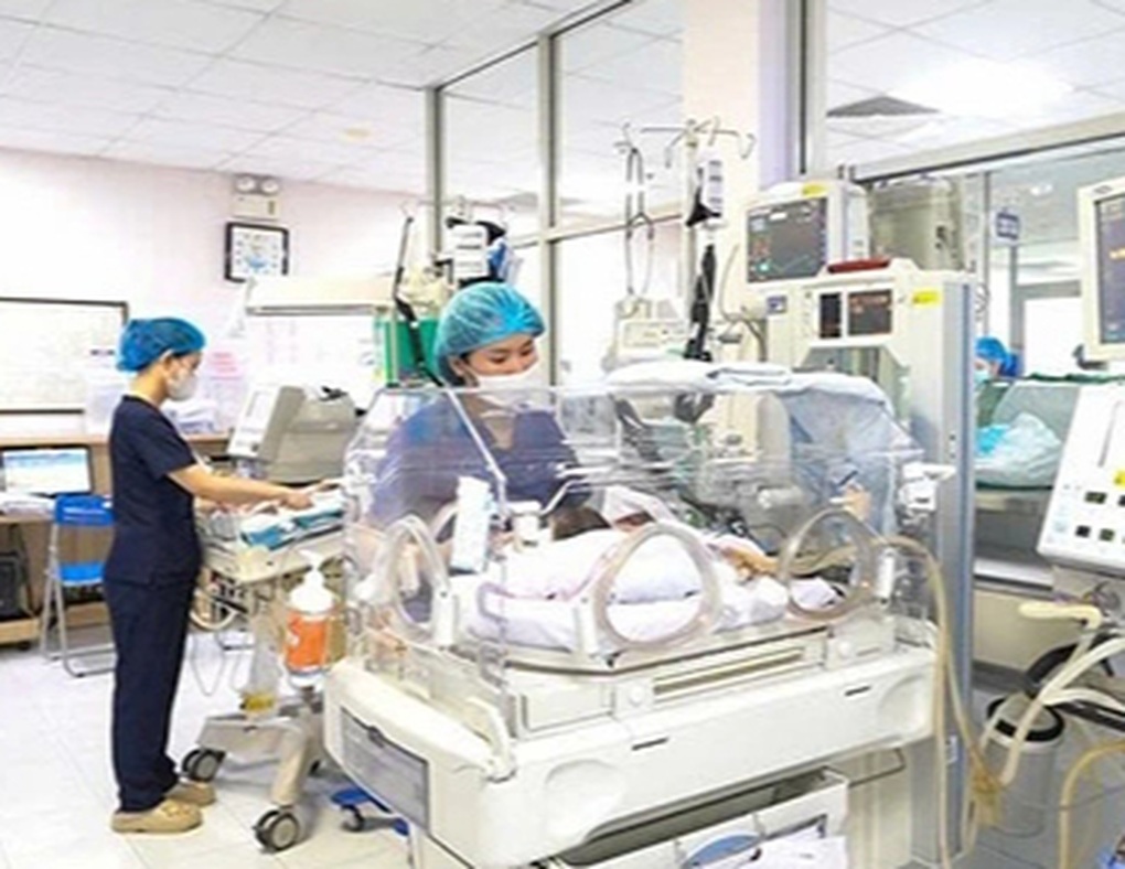 Mổ sớm chọn giờ đẹp, em bé 37 tuần tuổi suy hô hấp không qua khỏi - 1 Mổ sớm chọn giờ đẹp, em bé 37 tuần tuổi suy hô hấp không qua khỏi - 1