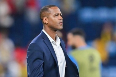 Phản ứng của HLV Kluivert sau khi bị LĐBĐ Indonesia sa thải