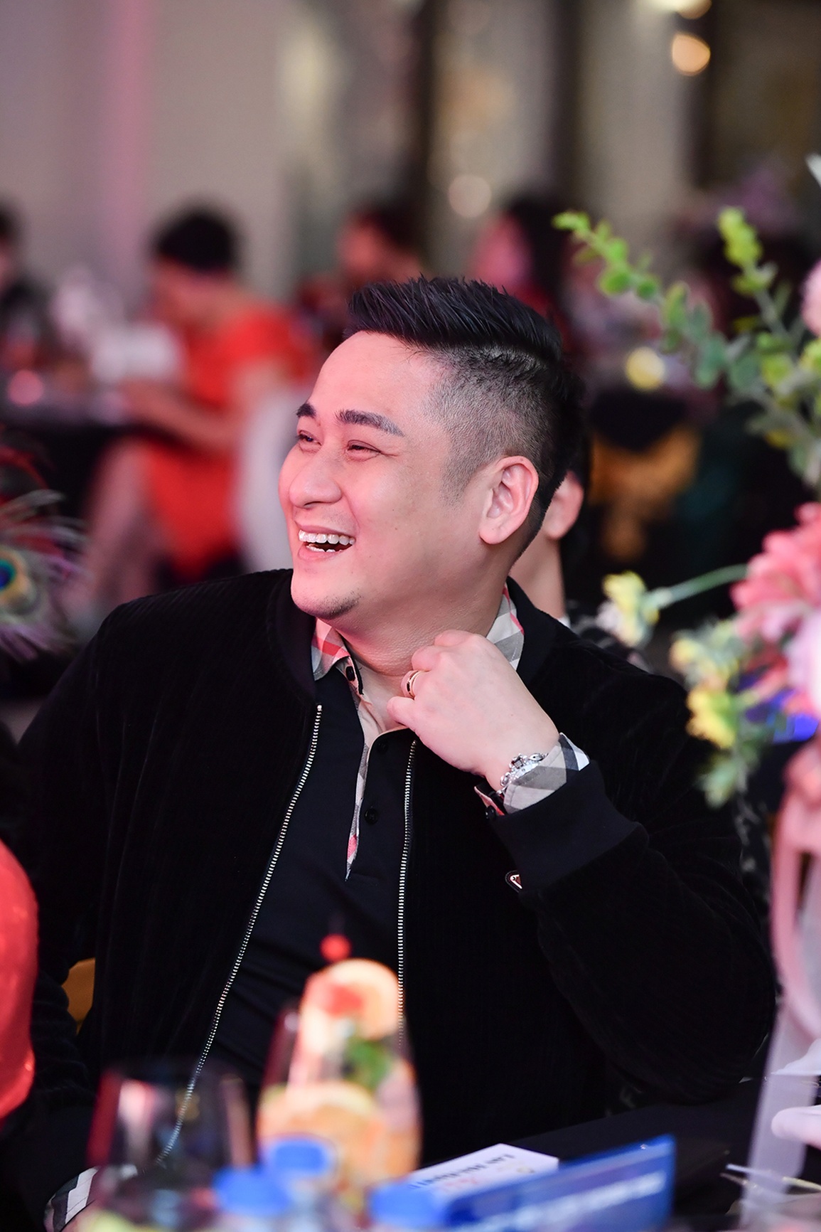 NSND Trung Hiếu bất ngờ với tiểu phẩm Táo Quân của Happy Women - 4