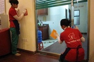 Dịch vụ vệ sinh, dọn dẹp nhà cửa đắt khách
