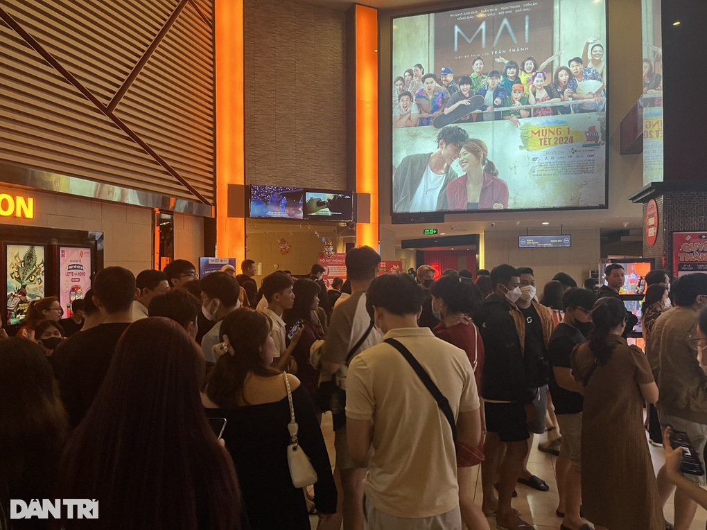 Phim Mai của Trấn Thành dán nhãn 18+: Học sinh vẫn vô tư vào rạp? - 1 Phim Mai của Trấn Thành dán nhãn 18+: Học sinh vẫn vô tư vào rạp? - 1