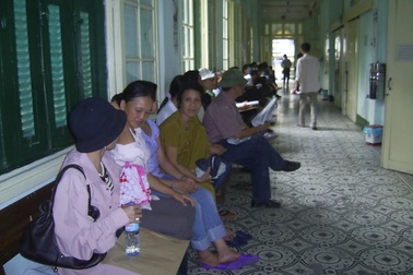 Giữ giá 10 mặt hàng thiết yếu đến tháng 6