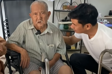 Nghệ sĩ Mạc Can bị hủy vai vì sức khỏe yếu, đi lại khó khăn