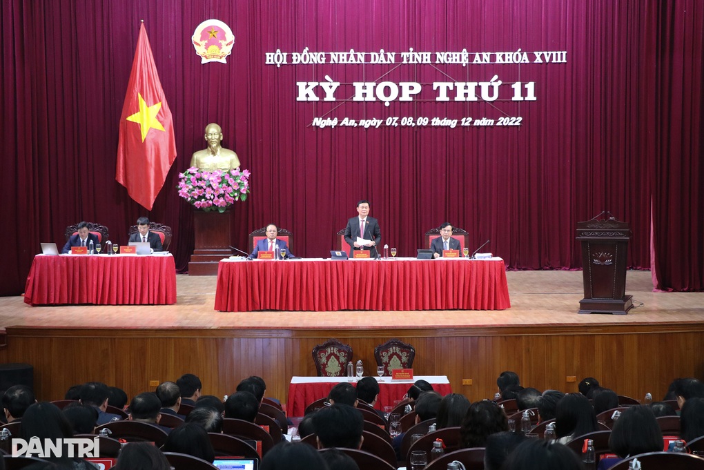 Thủy điện thông báo xả lũ lúc 2h sáng, người dân ứng phó không kịp - 1 Thủy điện thông báo xả lũ lúc 2h sáng, người dân ứng phó không kịp - 1