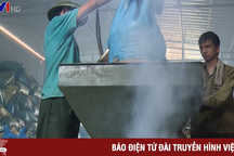 Nam thanh niên khiếm thị khởi nghiệp từ vỏ trấu